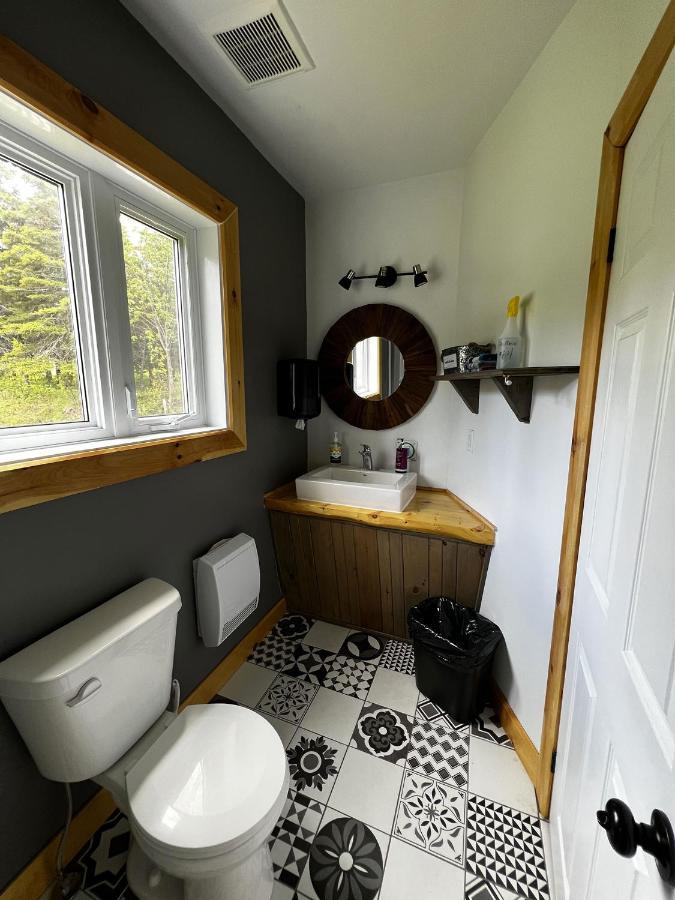 Chill Shack - Auberge Jeunesse Sainte Anne-des-Chênes Zewnętrze zdjęcie