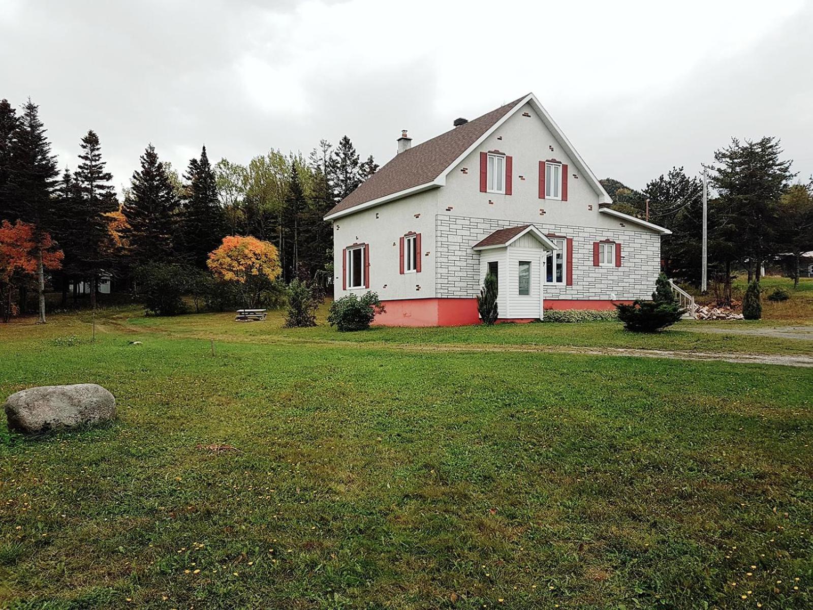 Chill Shack - Auberge Jeunesse Sainte Anne-des-Chênes Zewnętrze zdjęcie